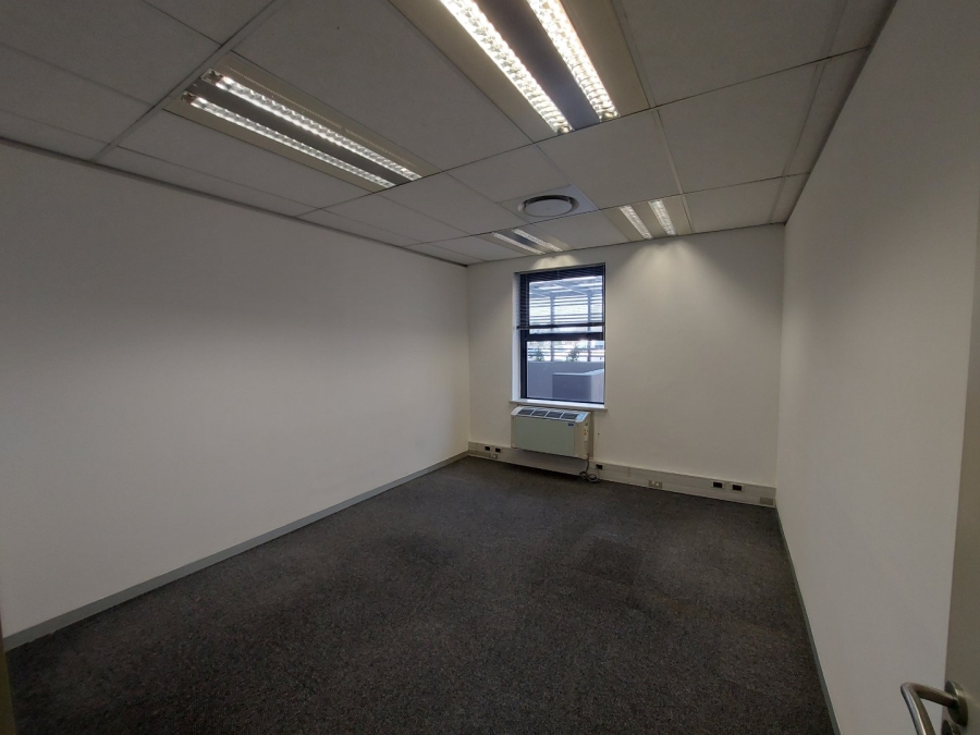 To Let commercial Property for Rent in Mowbray Western Cape